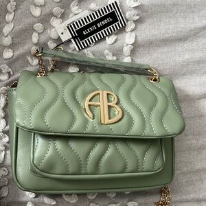 Brand new Alexis Bendel bag in Sage Green